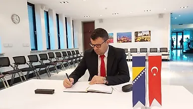 Галерија 3