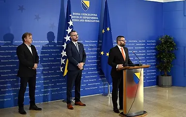 Галерија 5