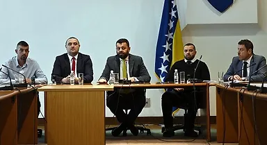 Галерија 3