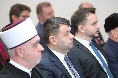 Галерија 4