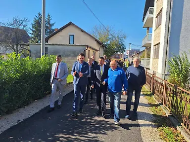 Галерија 4