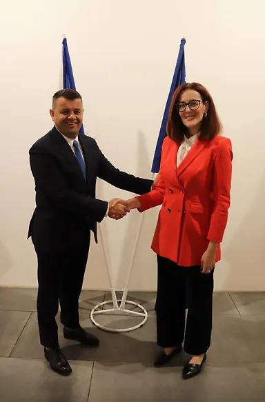 Галерија 5