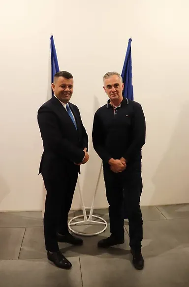 Галерија 3