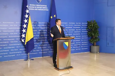 Галерија 1