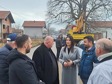 Галерија 7