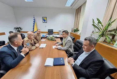 Галерија 6