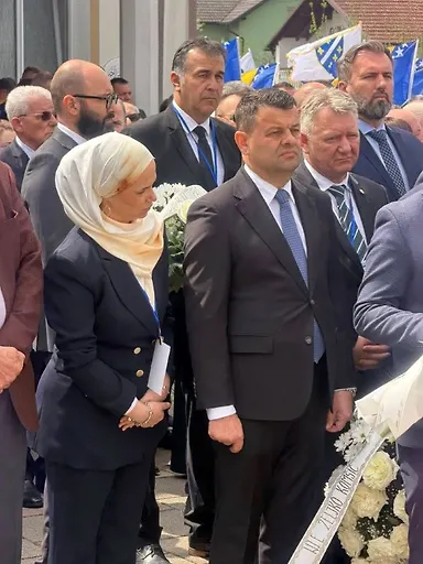 Галерија 6