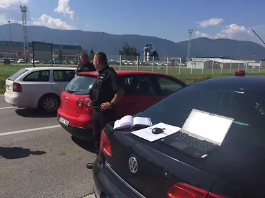 Галерија 2