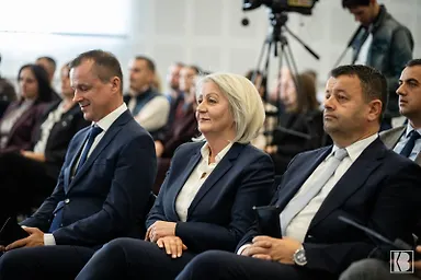 Галерија 3
