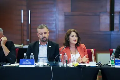 Галерија 2