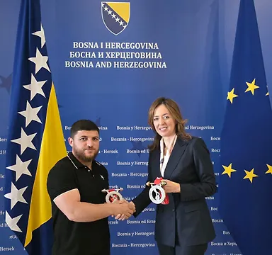 Галерија 1