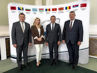 Галерија 1