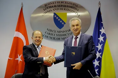 Галерија 3