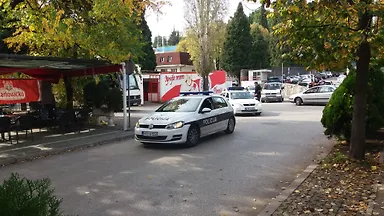 Галерија 1