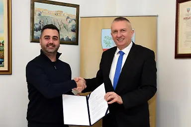 Галерија 2