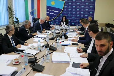 Галерија 2