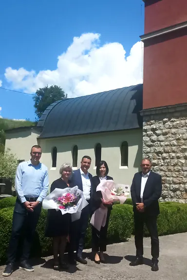 Галерија 2