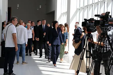 Gallery 7