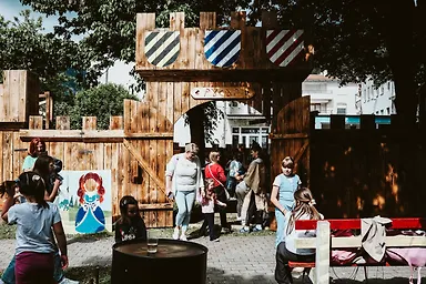 Galerija 8