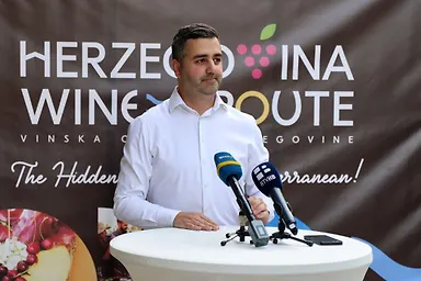 Галерија 2