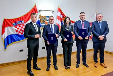 Галерија 3