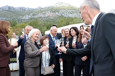 Галерија 1