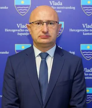 Министар